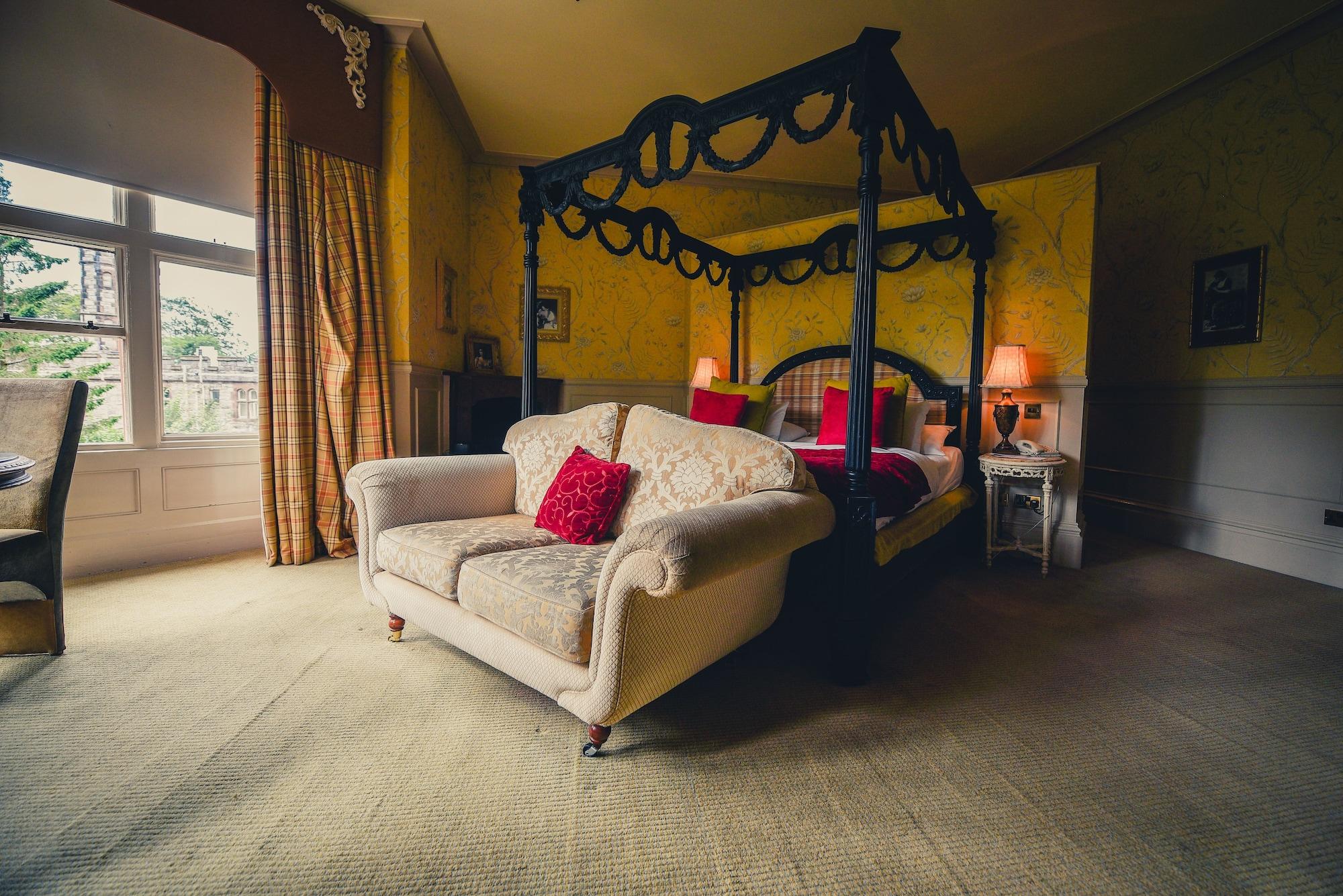 Ruthin Castle Hotel And Spa Bagian luar foto