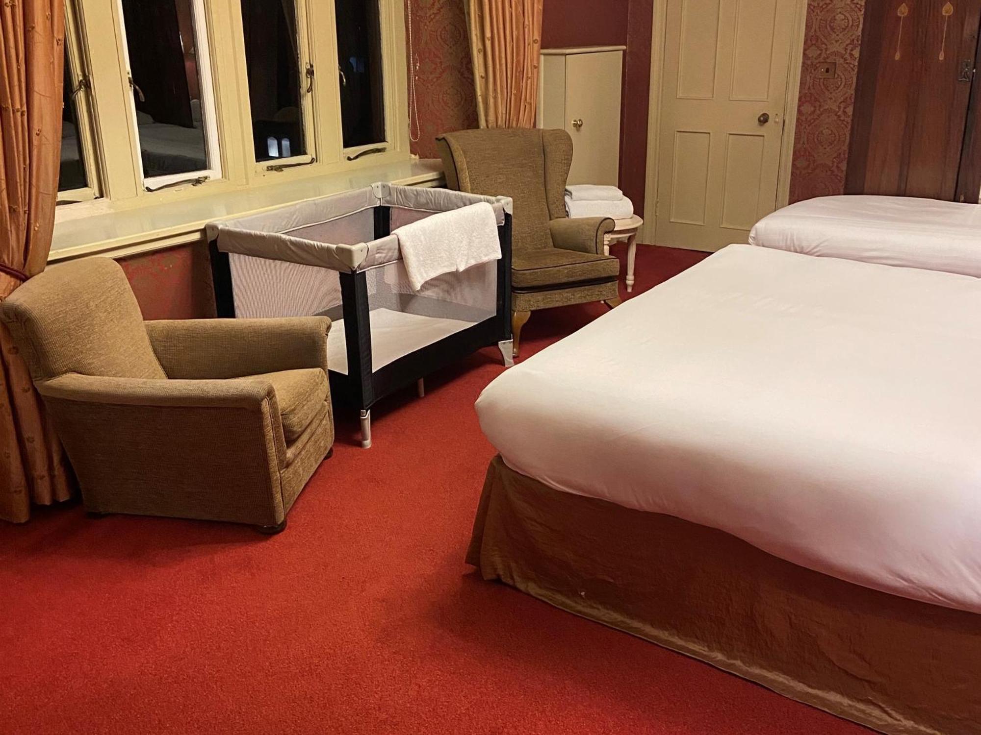 Ruthin Castle Hotel And Spa Bagian luar foto