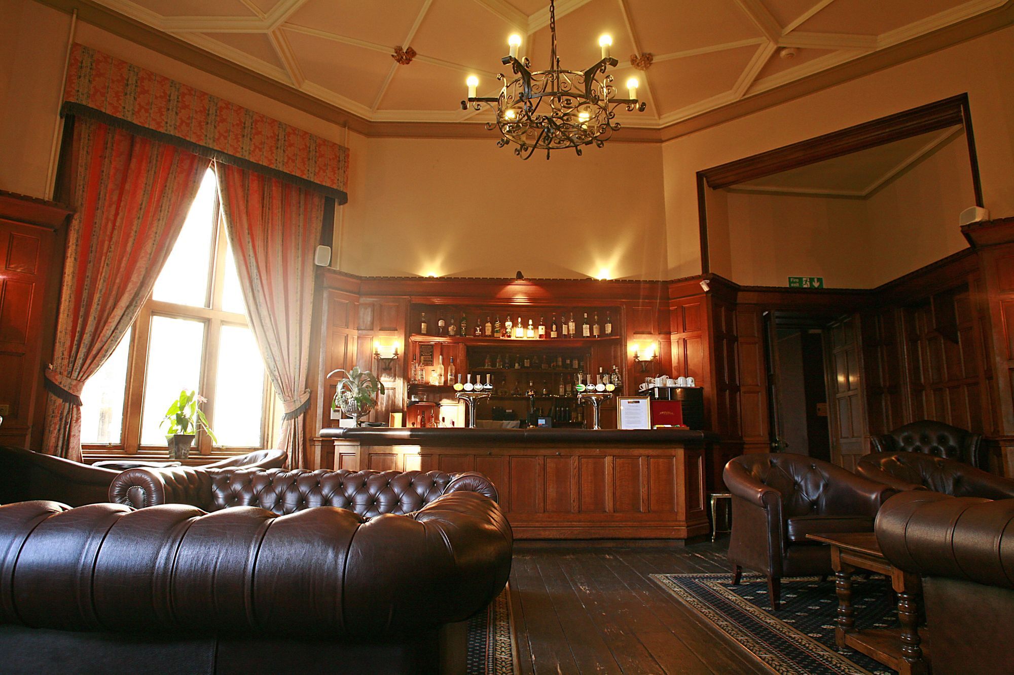 Ruthin Castle Hotel And Spa Bagian luar foto